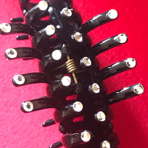 NWOT  JOOMI JOOLZ Hair clip with Swarovski Crystals main image 7